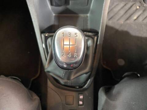 Renault Clio 1.2 16V Dynamique Nav Hatchback 5dr Petrol Manual Euro 6 (75 ps) - U16233