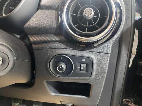 MG MG3 1.5 VTi-TECH Excite Hatchback 5dr Petrol Manual Euro 6 (s/s) (106 ps) - U16236
