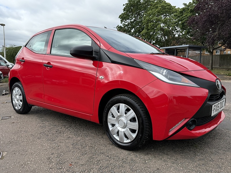 Toyota AYGO VVT-i x - U119