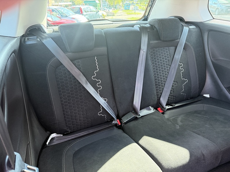 Fiat Punto GBT - U16