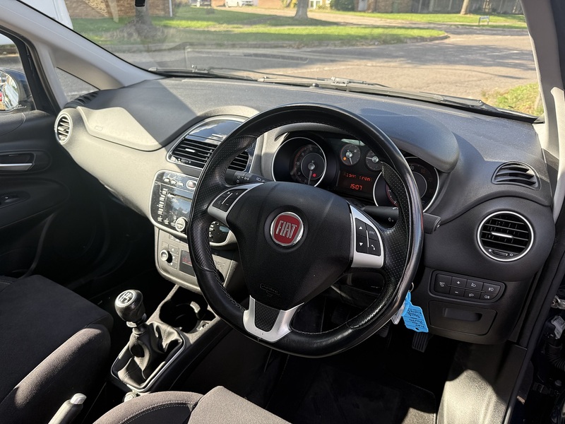 Fiat Punto GBT - U16