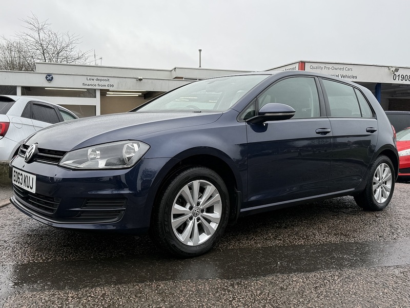 Volkswagen Golf TDI BlueMotion Tech SE - U174