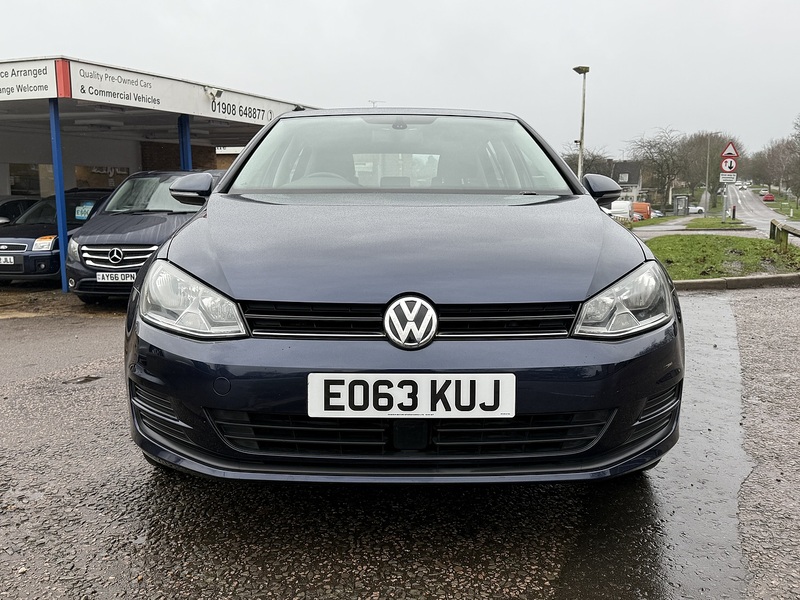 Volkswagen Golf TDI BlueMotion Tech SE - U174