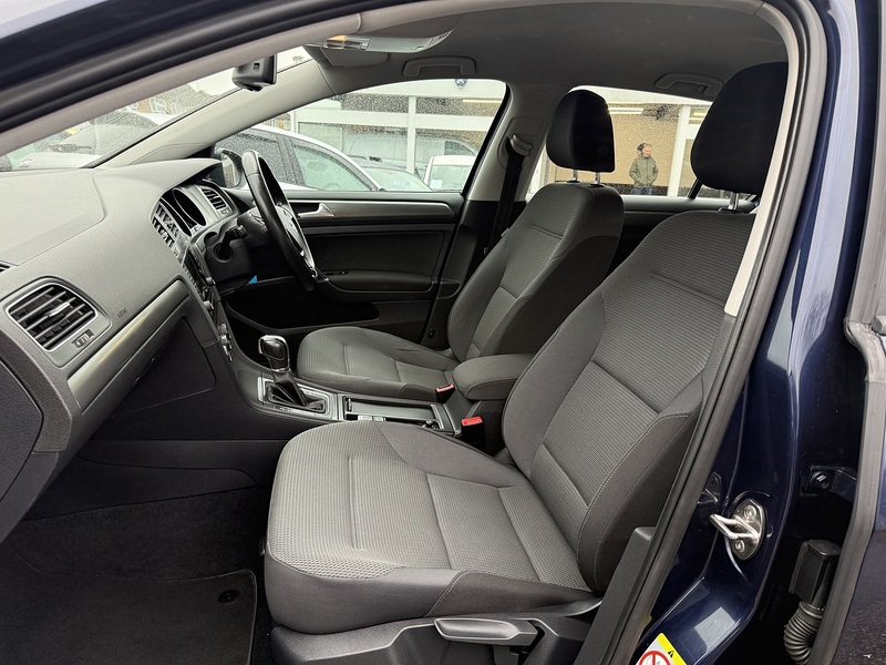 Volkswagen Golf TDI BlueMotion Tech SE - U174