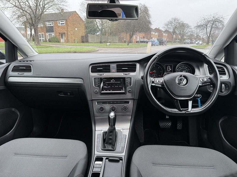 Volkswagen Golf TDI BlueMotion Tech SE - U174