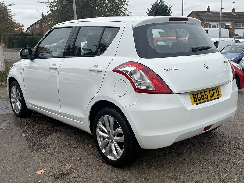 Suzuki Swift SZ3 - U200