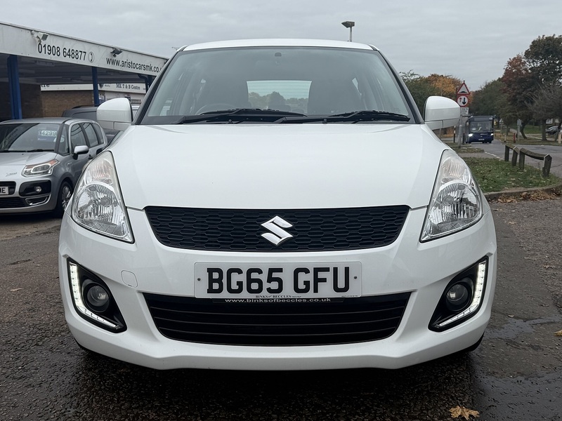 Suzuki Swift SZ3 - U200