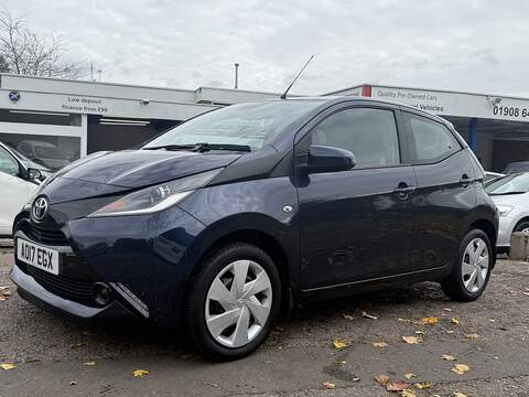 Toyota AYGO 1.6 CRDi Comfort Hatchback 5dr Diesel Manual Euro 4 (115 ps)