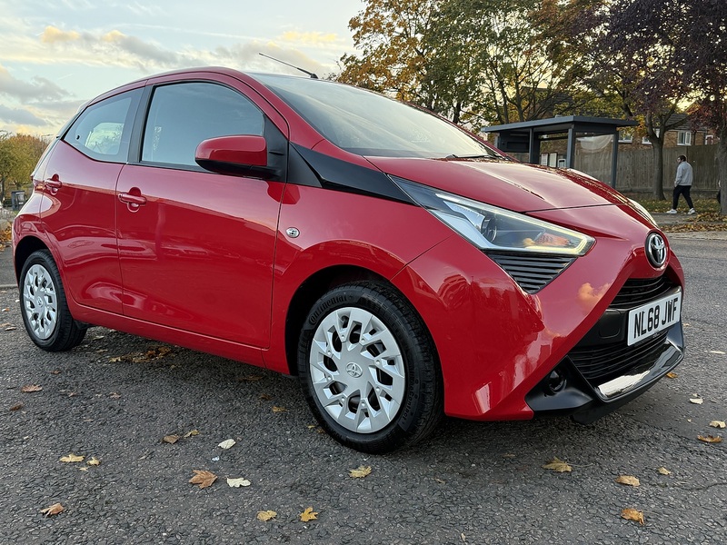 Toyota AYGO VVT-i x-play - U209