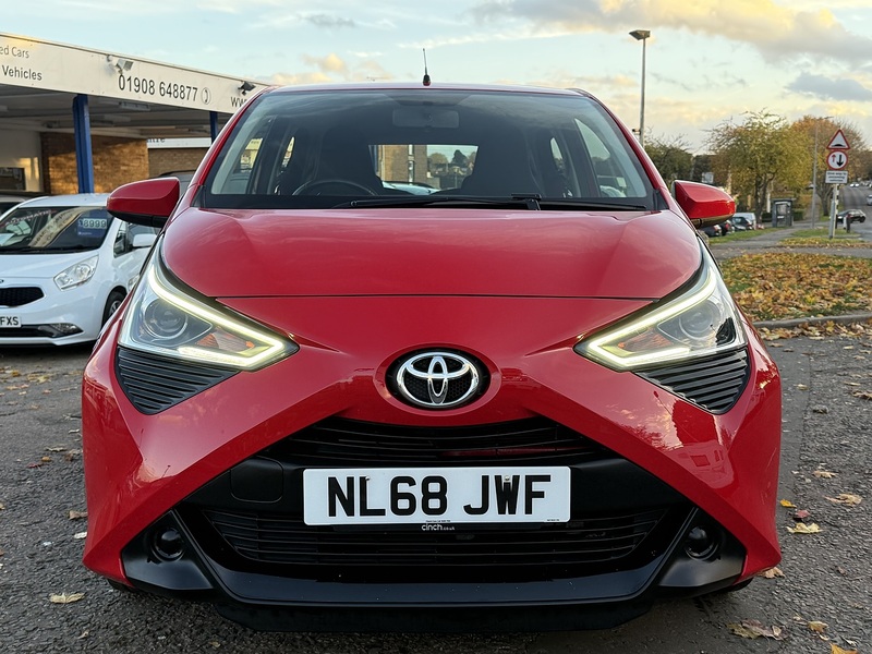 Toyota AYGO VVT-i x-play - U209