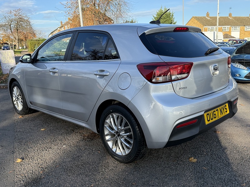 Kia Rio CRDi 3 - U214