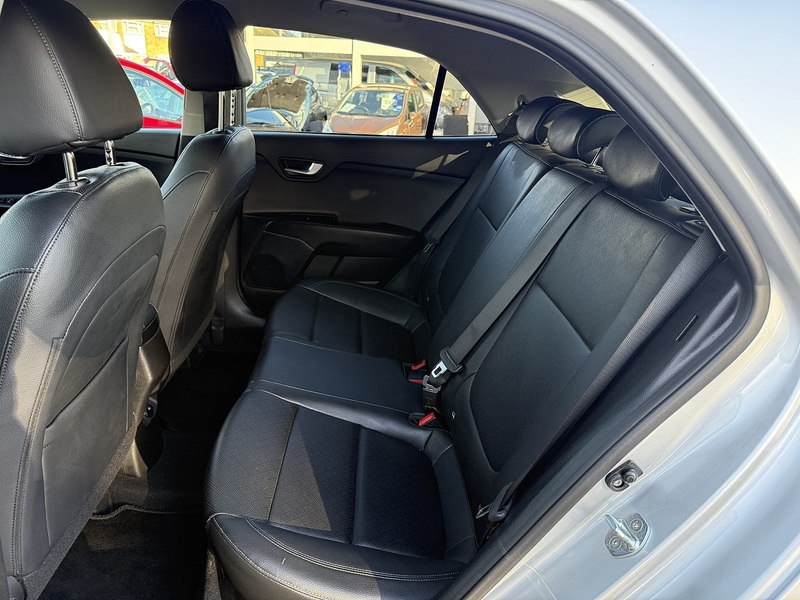 Kia Rio CRDi 3 - U214