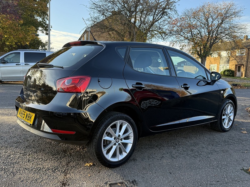 SEAT Ibiza Toca - U215