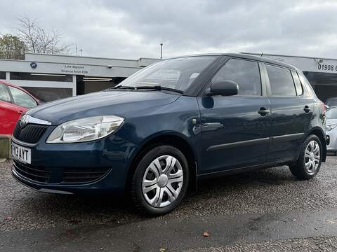 Skoda Fabia 1.6 CRDi Comfort Hatchback 5dr Diesel Manual Euro 4 (115 ps)