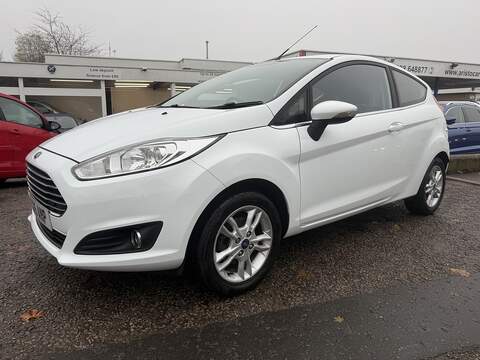 Ford Fiesta 1.2 SE Hatchback 5dr Petrol Auto Euro 5 (87 ps)