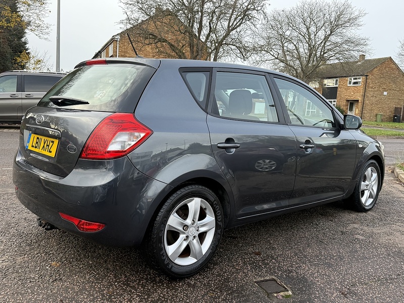 Kia Ceed VR-7 - U229