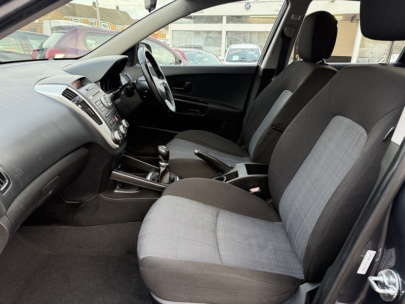 Kia Ceed VR-7 - U229