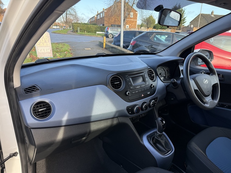 Hyundai i10 SE - U230