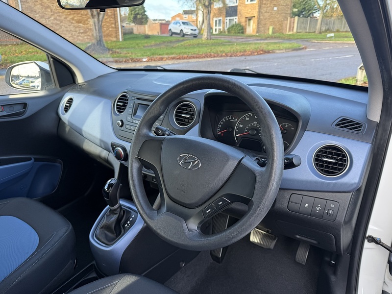Hyundai i10 SE - U230