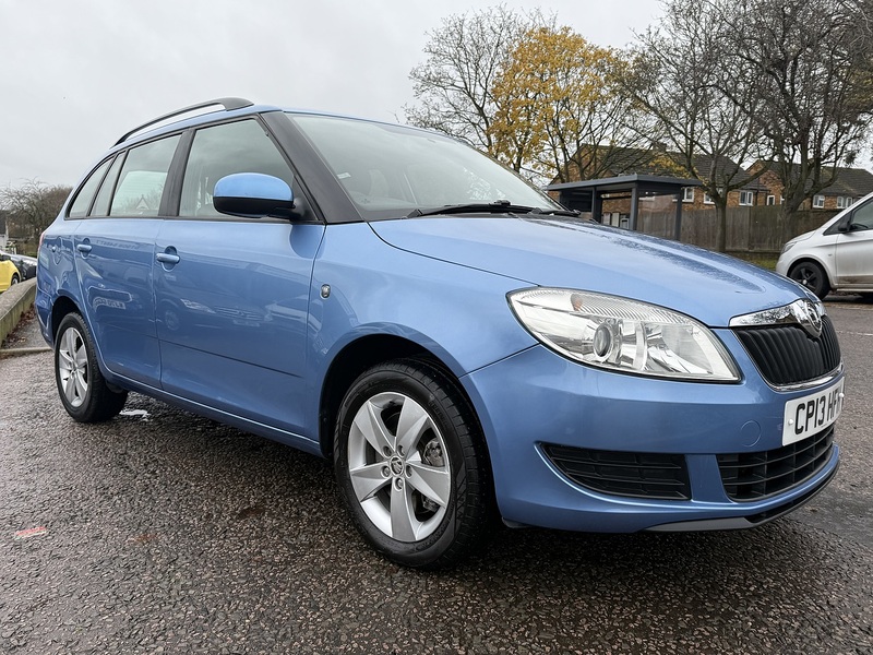 Skoda Fabia TSI SE - U233