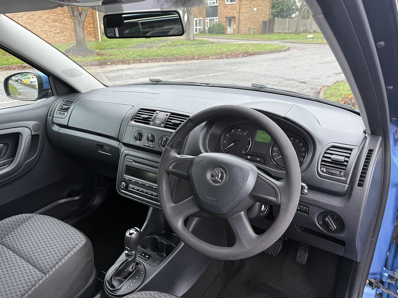 Skoda Fabia TSI SE - U233