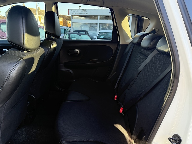 Nissan Note n-tec+ - U235