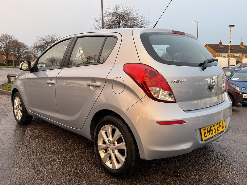 Hyundai i20 Active - U236