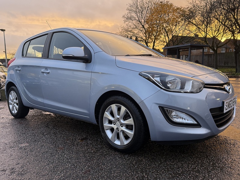 Hyundai i20 Active - U236