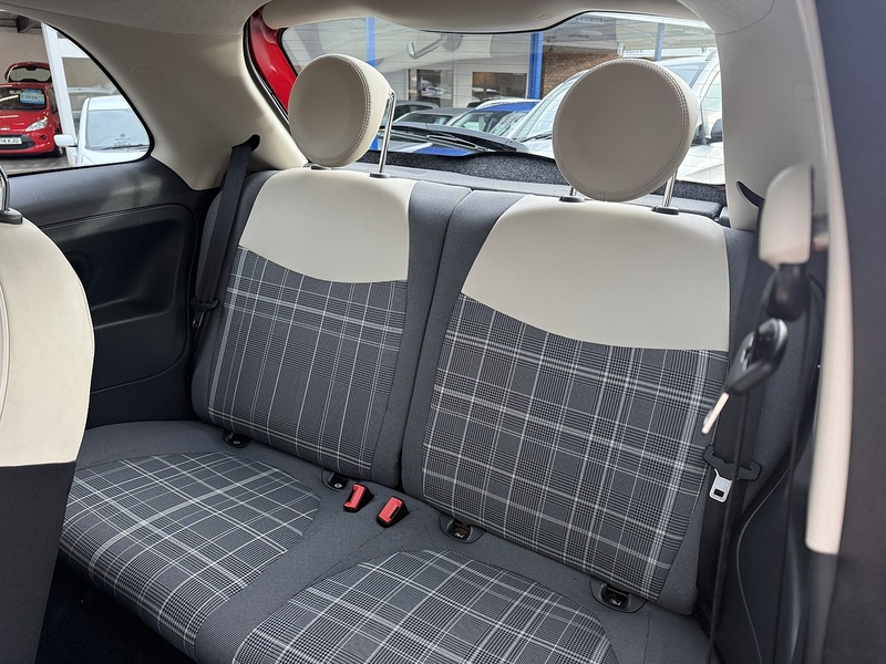 Fiat 500 Lounge - U245