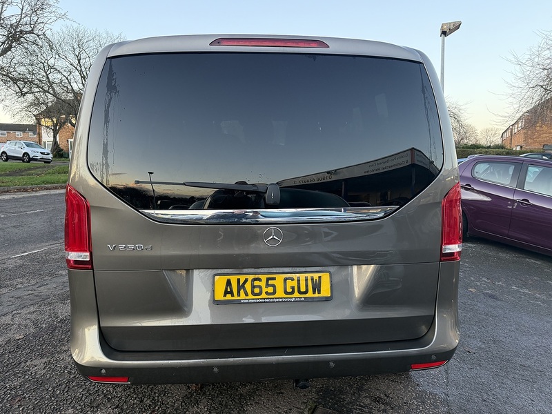 Mercedes-Benz V Class V250d BlueTEC Sport - U247