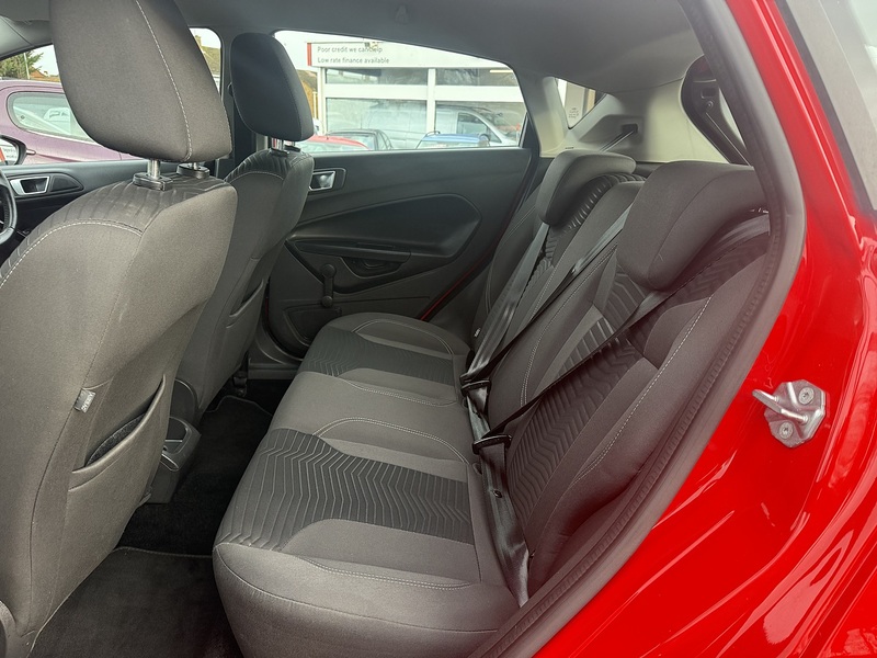 Ford Fiesta Zetec - U254