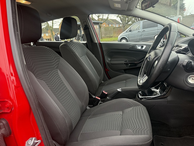 Ford Fiesta Zetec - U254