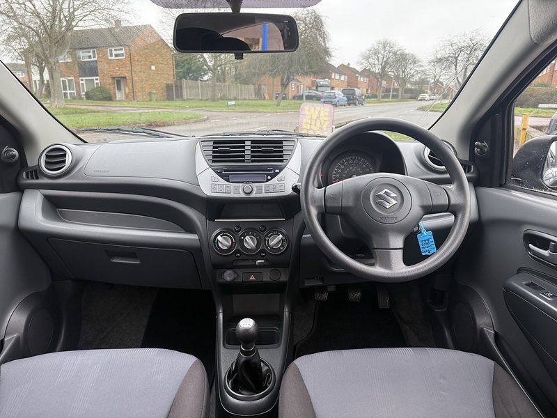 Suzuki Alto SZ3 - U258