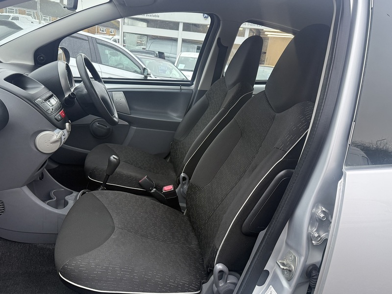 Peugeot 107 Urban - U270