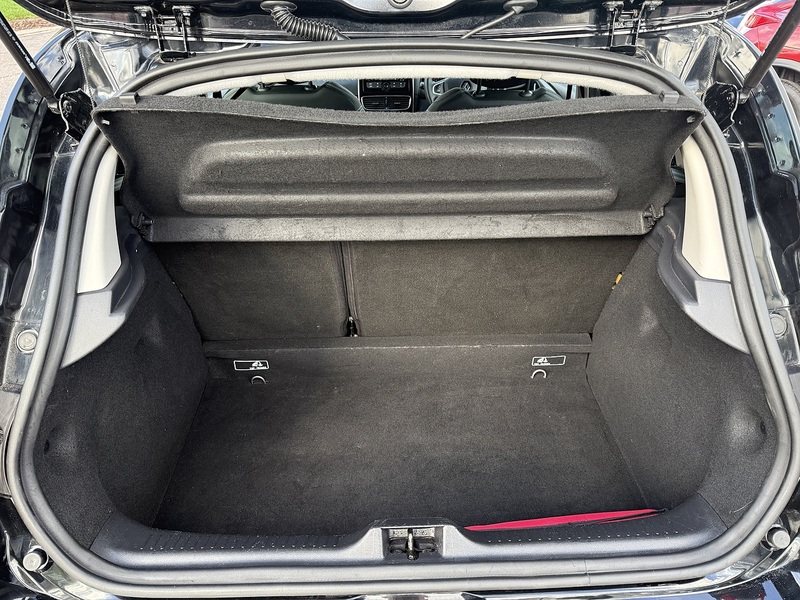 Renault Clio Play Dci - U279