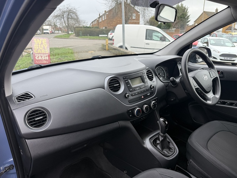 Hyundai i10 SE - U282