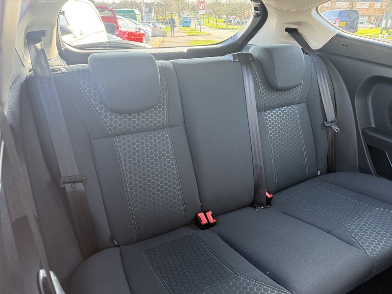 Ford Fiesta Zetec - U290