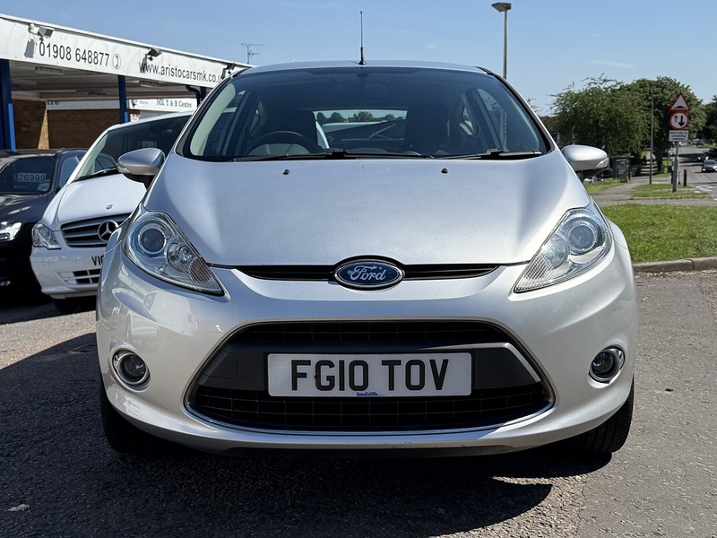 Ford Fiesta Zetec - U290