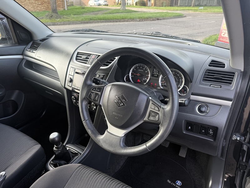 Suzuki Swift SZ4 - U299
