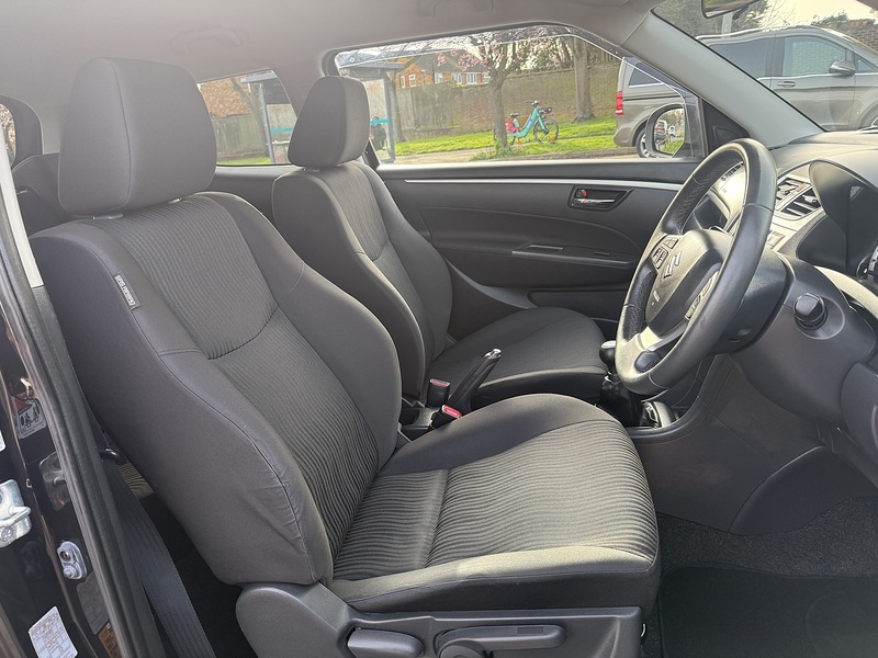 Suzuki Swift SZ4 - U299