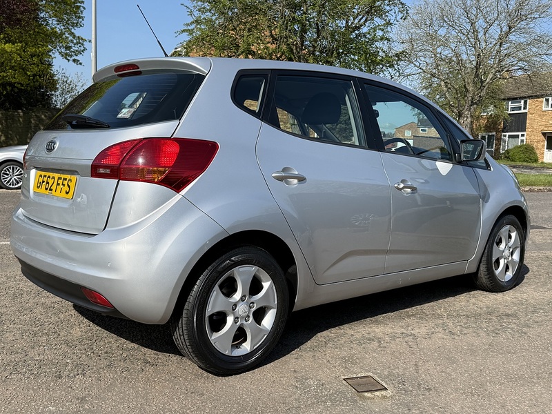 Kia Venga 2 - U308