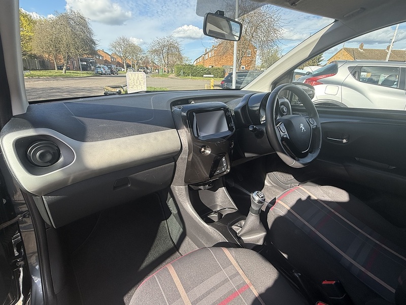 Peugeot 108 VTi PureTech Allure - U312