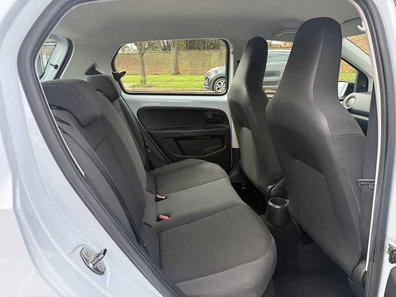 Volkswagen up! Take up! - U320