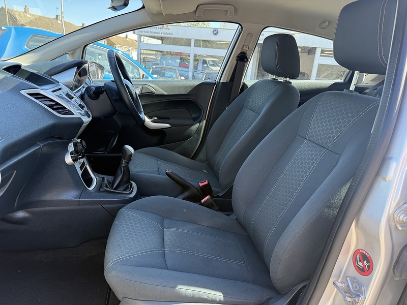 Ford Fiesta Zetec - U325