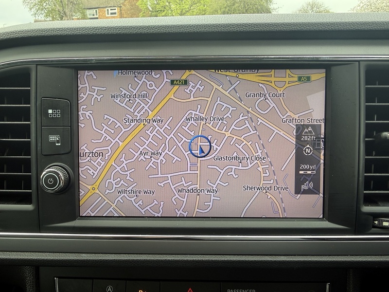 SEAT Leon TDI SE Dynamic - U327