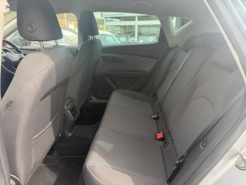 SEAT Leon TDI SE Dynamic - U327