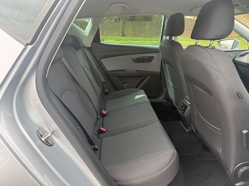 SEAT Leon TDI SE Dynamic - U327