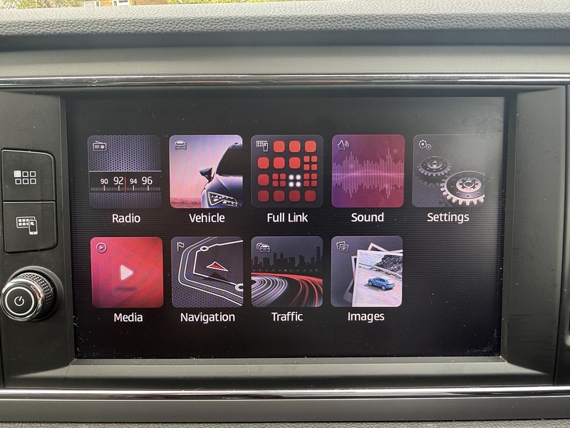 SEAT Leon TDI SE Dynamic - U327