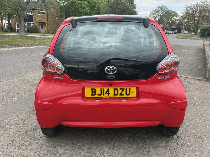 Toyota AYGO VVT-i Move - U329