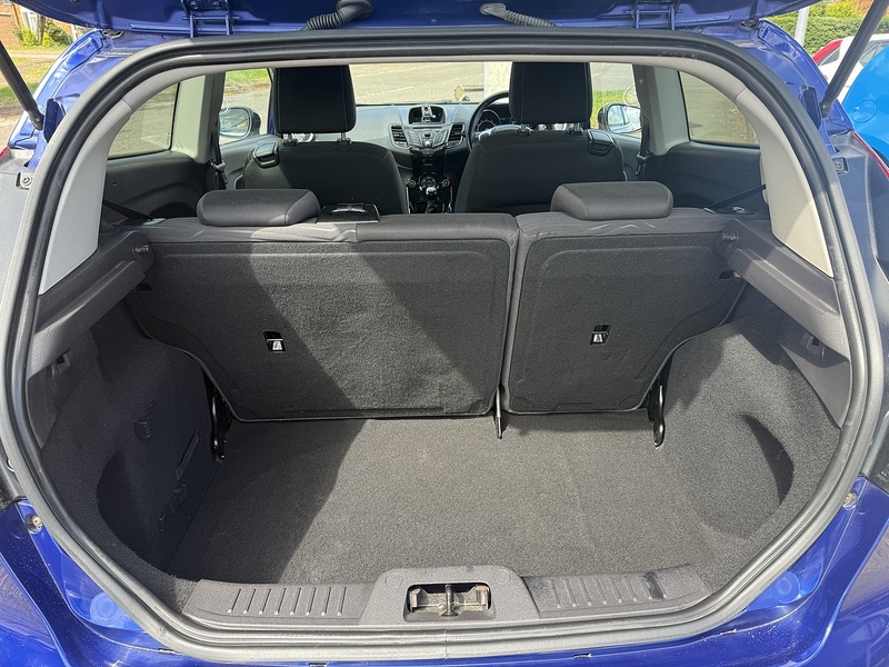 Ford Fiesta Zetec - U336